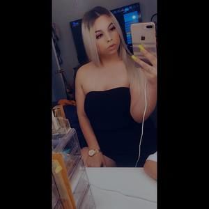 Meet your Posher, Beatriz